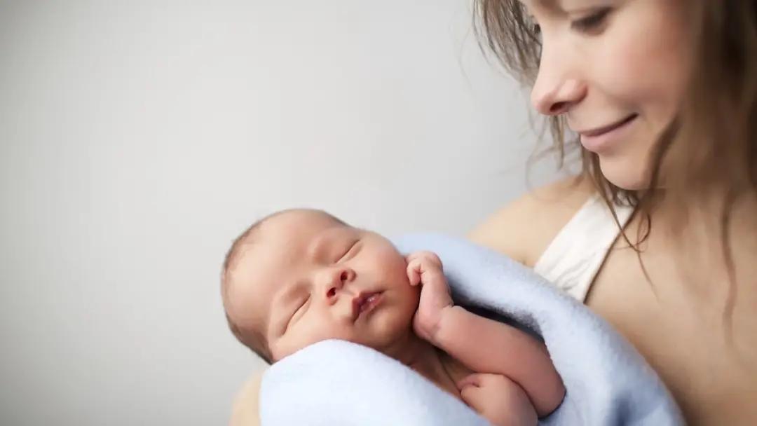 突然官宣怀孕,突然宣布怀二胎