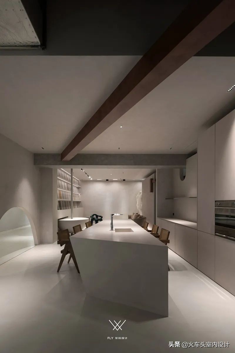 鑿叉媺璁捐瑁呴グ,鑿叉媺璁捐鐩存挱