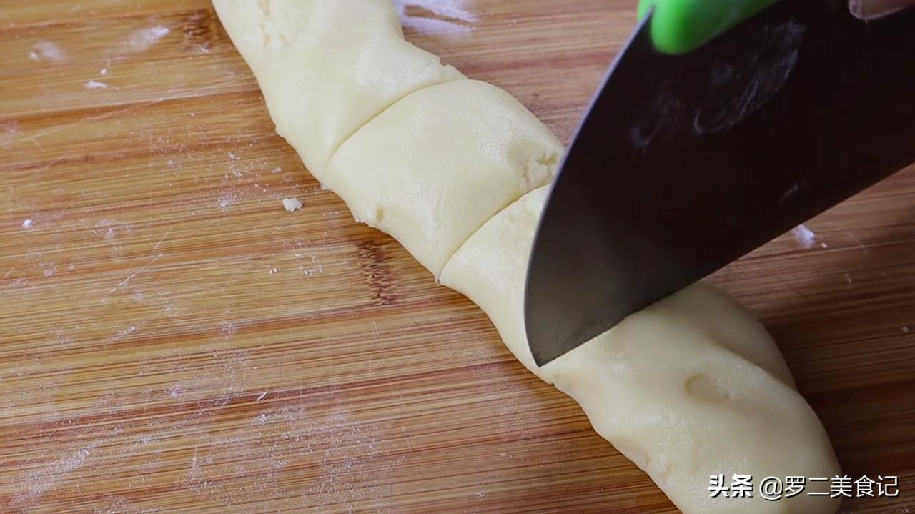 10分钟搞定简单好吃的酥饼,在家怎么做酥饼又酥又好吃