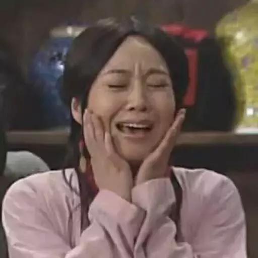 别和中年老母亲谈护肤谈美容谈保养，那比谈钱更伤人！太扎心了