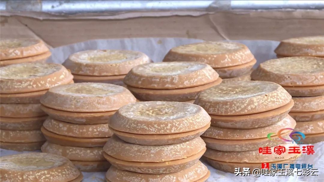 云南纯甘蔗手工熬制古法红糖,云南红糖正宗古法酿造