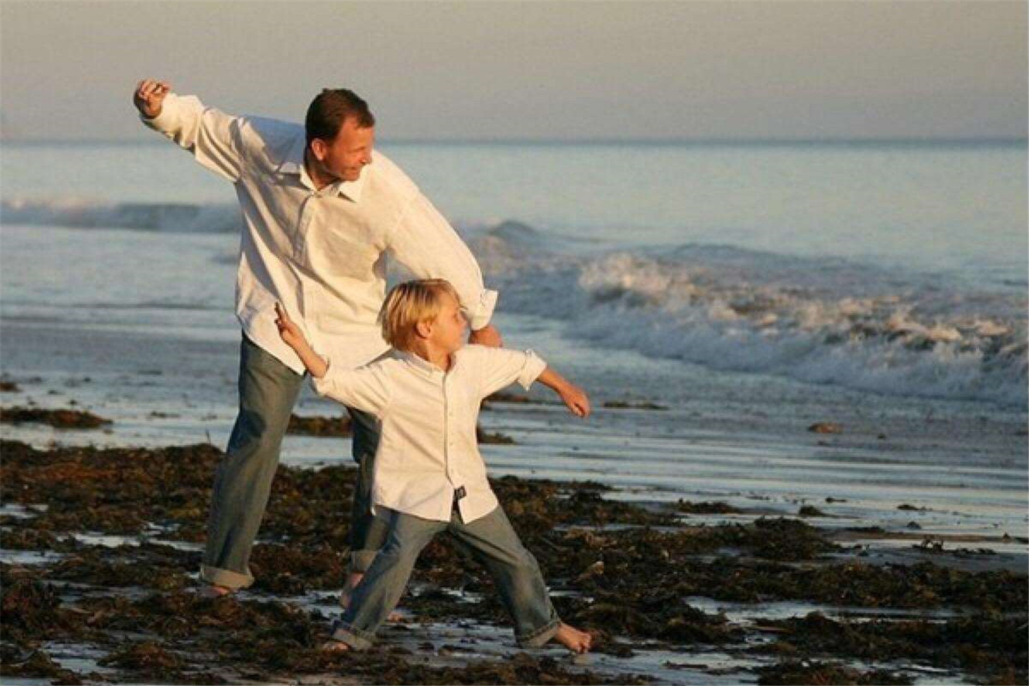 翻身需要练习翻回来吗,婴儿翻身需要刻意训练吗