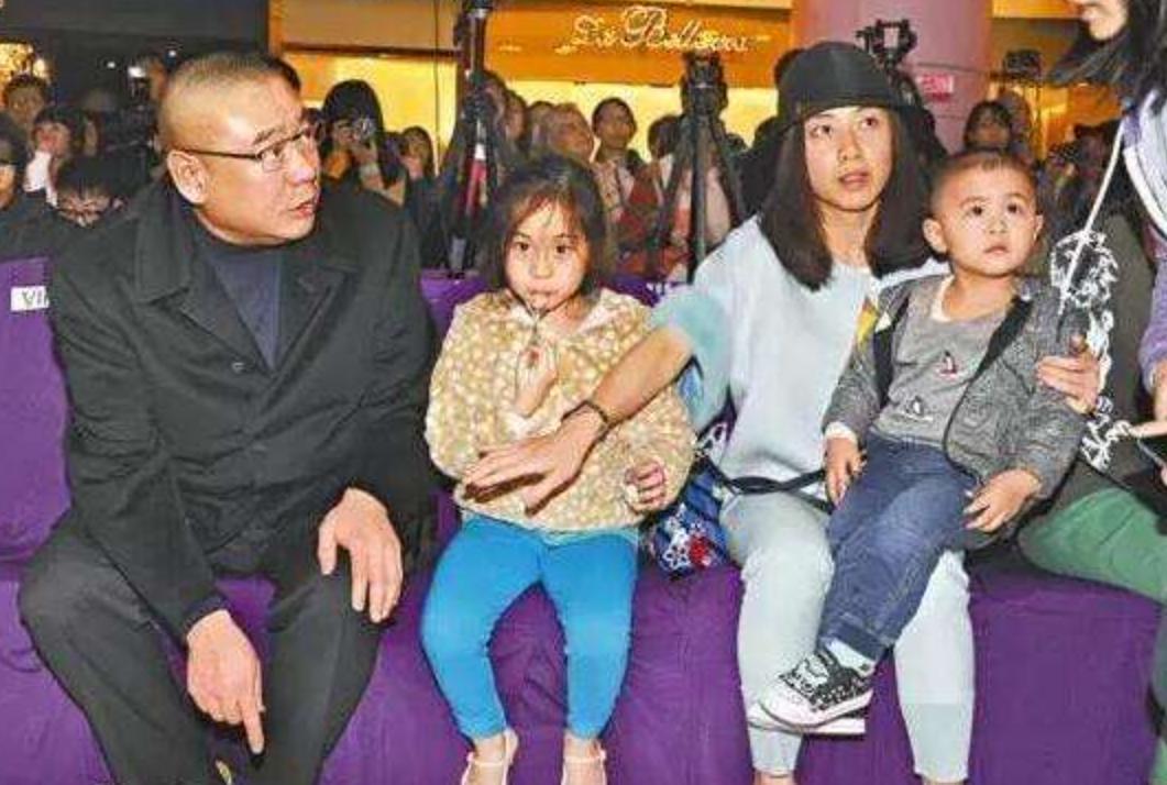 2011年吕丽君,吕丽君亏损20亿买了什么