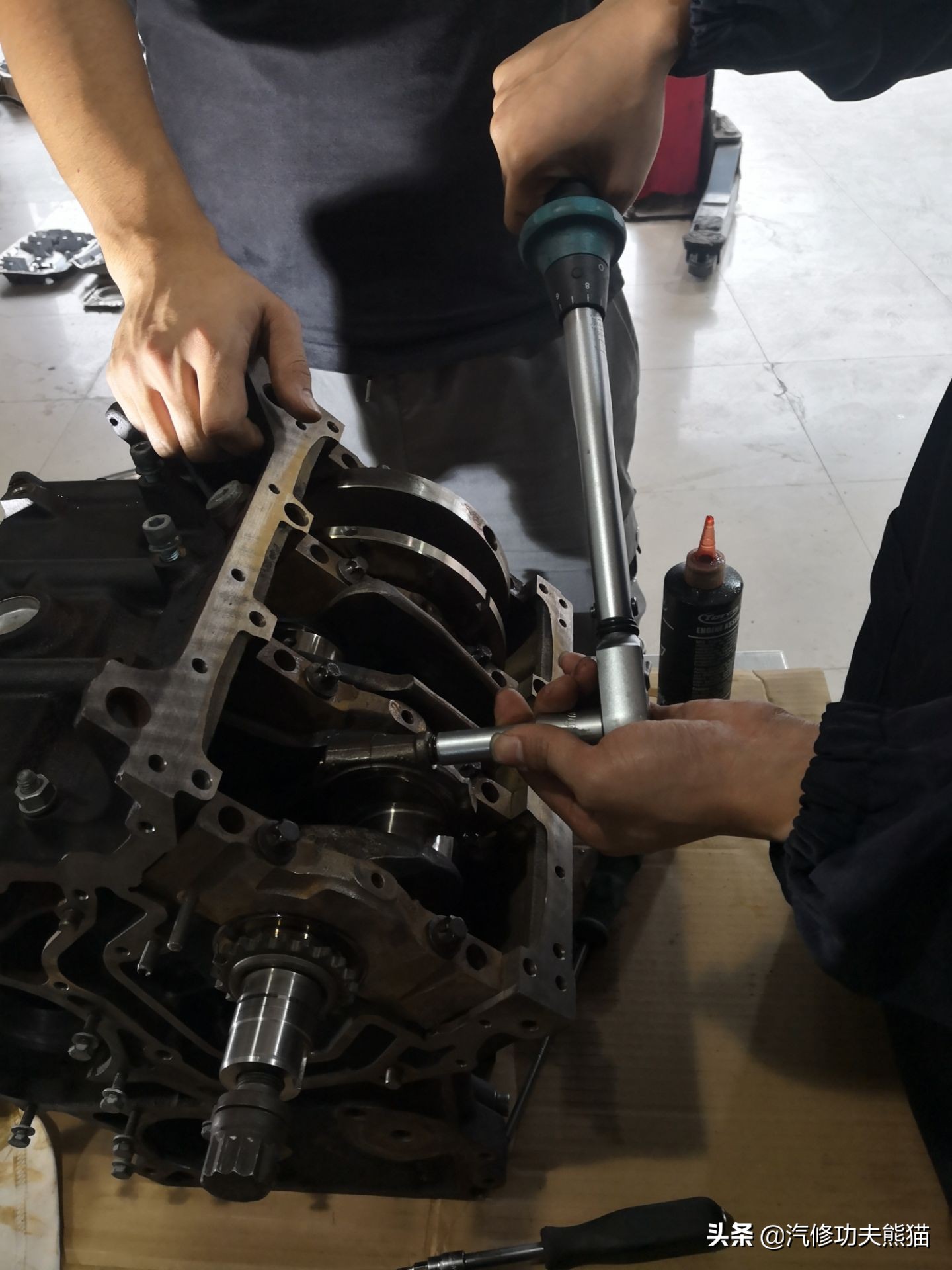 2003年老奥迪a6,2012年奥迪a6经典