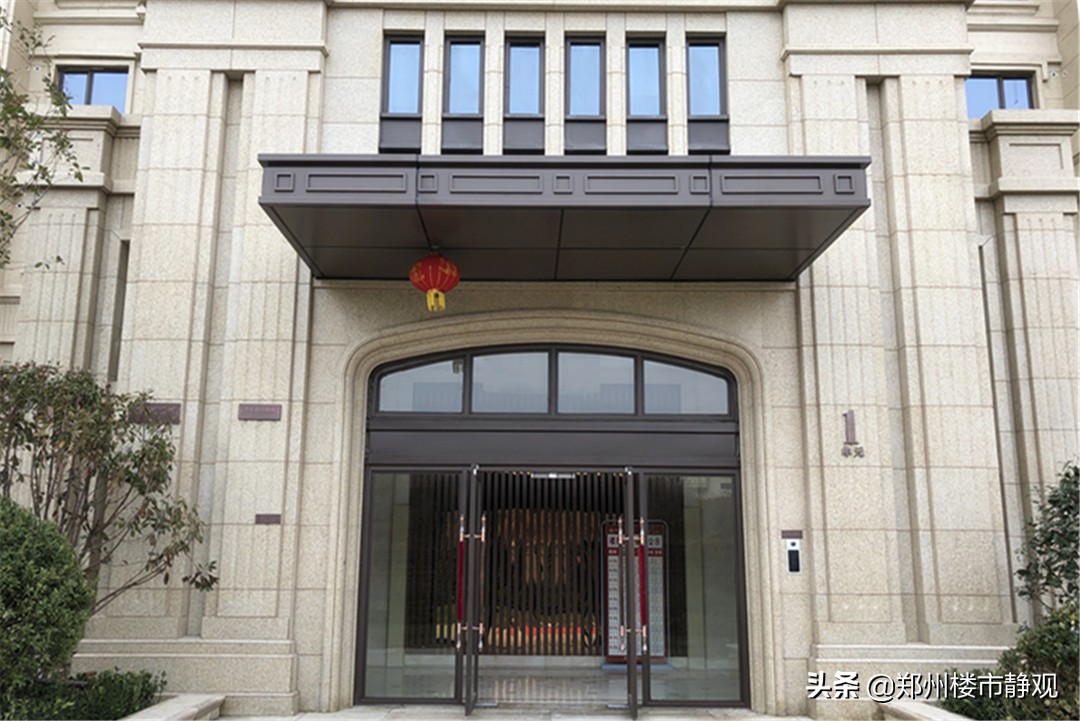 贾鲁河锦艺,贾鲁河边看融创龙府