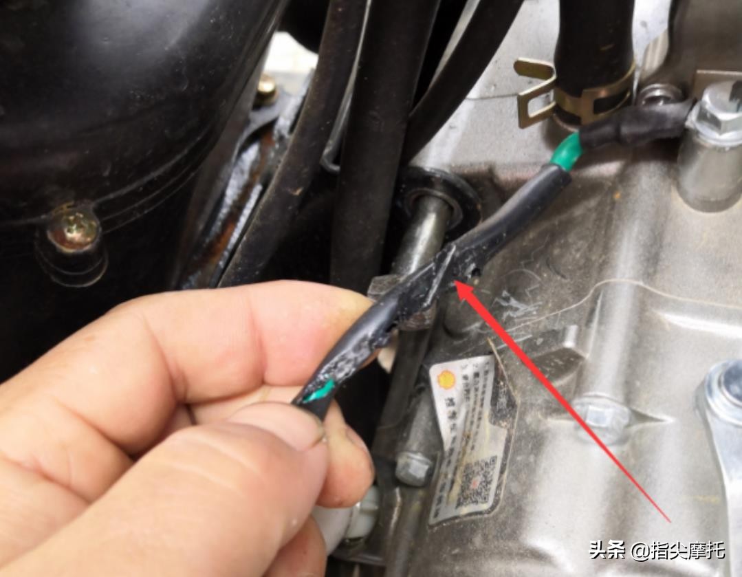 摩托车发动机高温熄火怎么回事,摩托车发动机高温怎么办