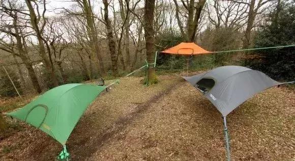 露营还要不要继续,野外露营沉浸式搭帐篷