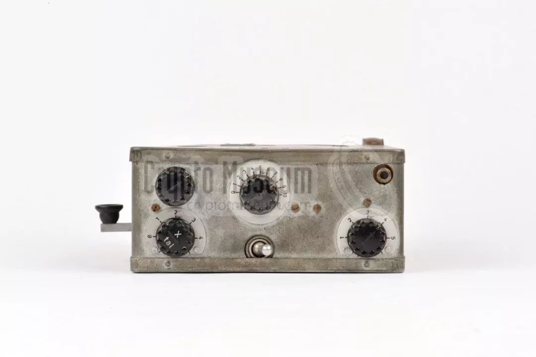 寰峰浗闂磋皪鐢靛彴鎷嗚В,浜屾垬闂磋皪鐢靛彴鍥剧焊