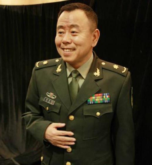 韩红李幼斌陈红军衔谁高,韩红几几年当军人