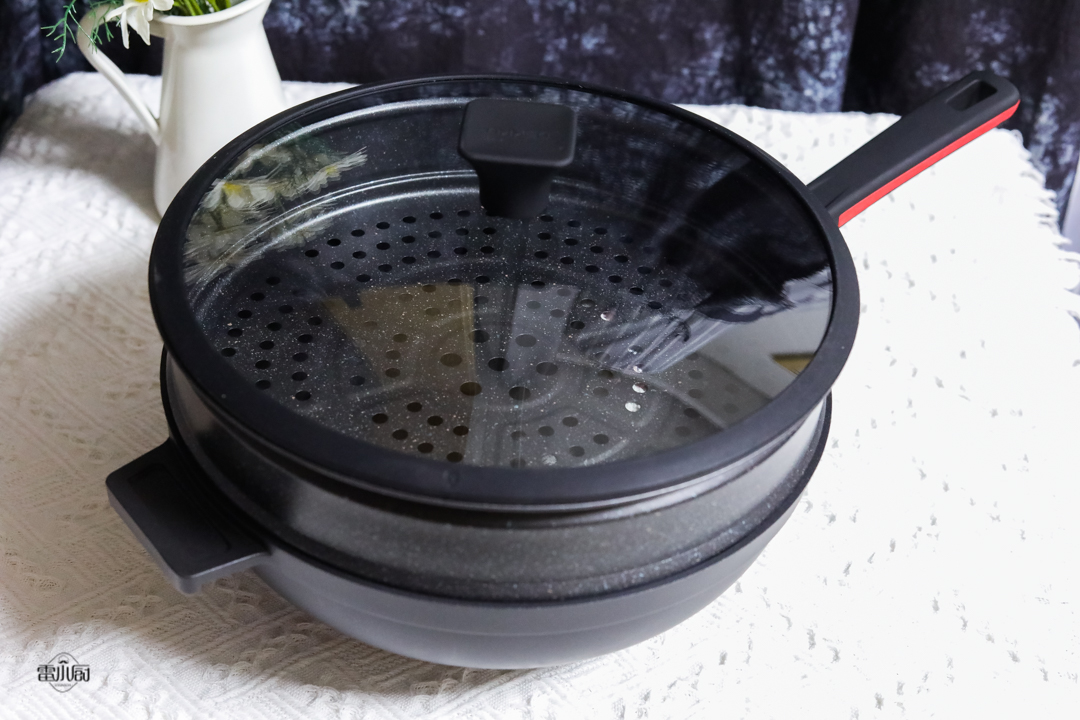 不粘锅正确使用方法,不粘锅第一次使用的正确方法