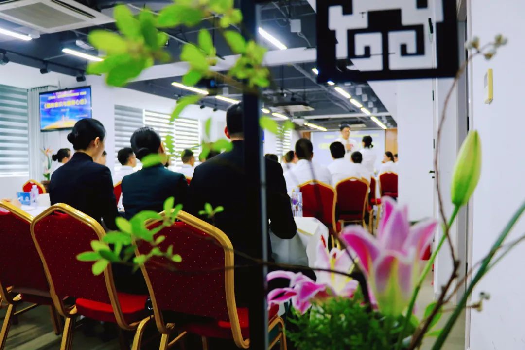 银行工作有绩效吗,银行要持续提升专业化服务水平