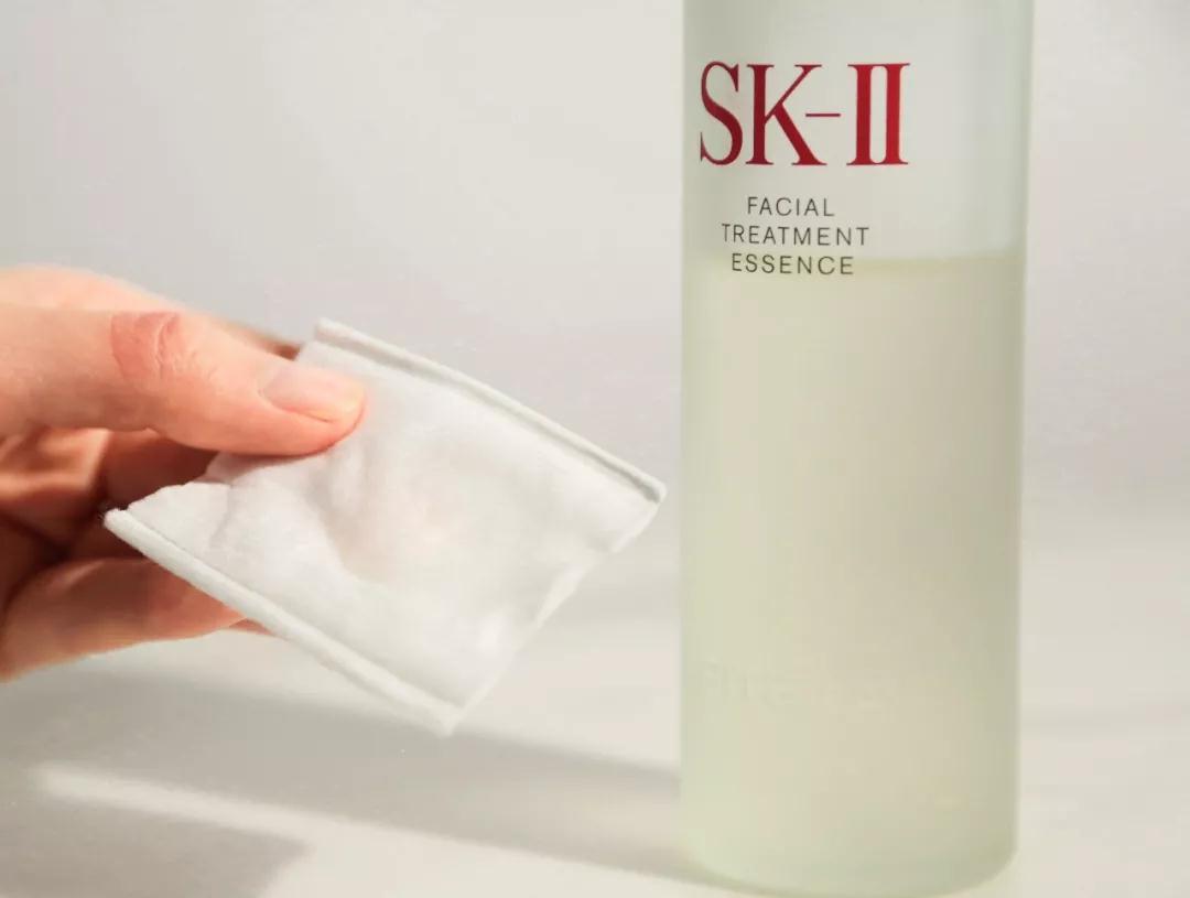 欧阳娜娜杨超越谁更美,杨超越和欧阳娜娜为啥长得一样