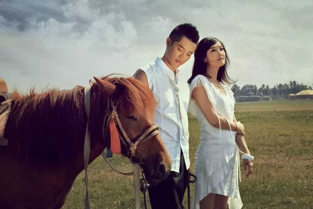 雅俗共赏才是真的爽！跟着凤凰传奇大声唱