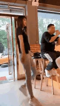 漂亮的人怎样都好看,漂亮的姑娘帅不帅