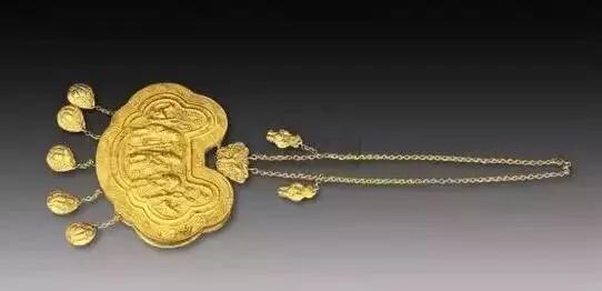 长命锁图片大全古代,古人颈饰长命锁