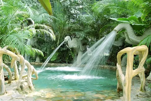 北京金隅凤山温泉度假村周边景点,金隅凤山温泉度假村附近滑雪