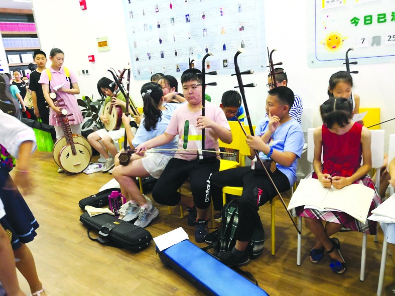 八千名青岛青少年参加民乐考级专家提醒家长不要代替孩子选择
