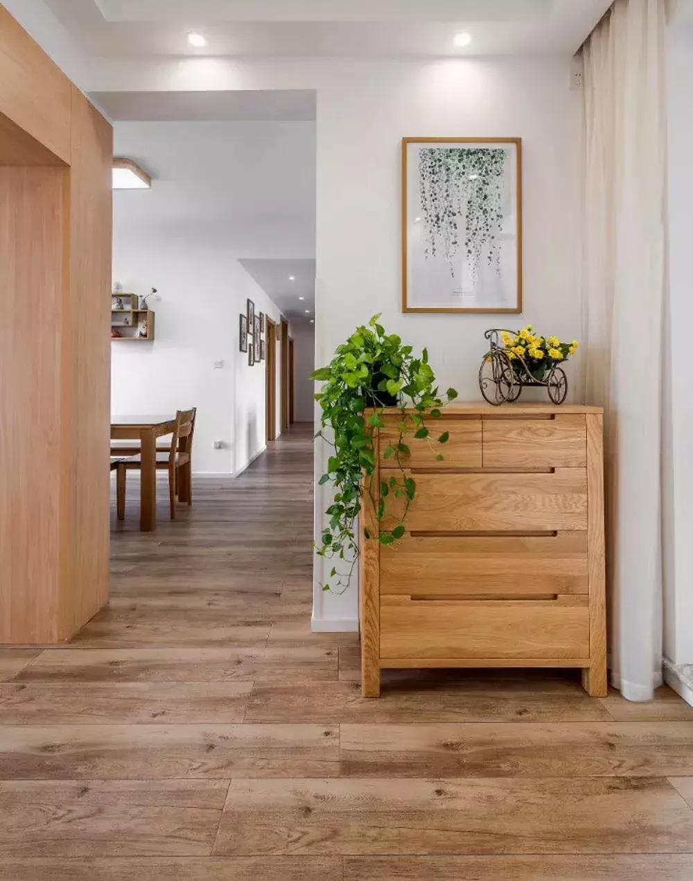 2018年木纹砖产量销量下滑超三成,铺贴与质感难突破成产品之痛?