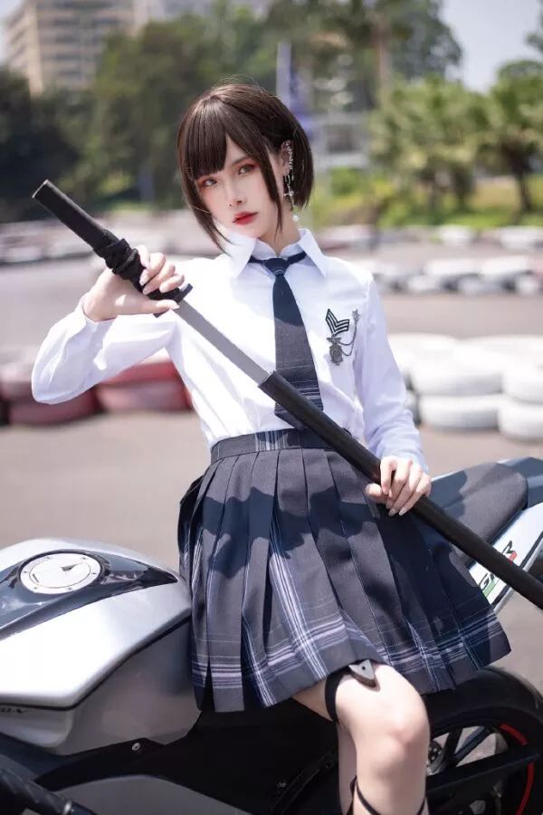 一条裙子二十多怎么赚钱,一条裙子价值数万