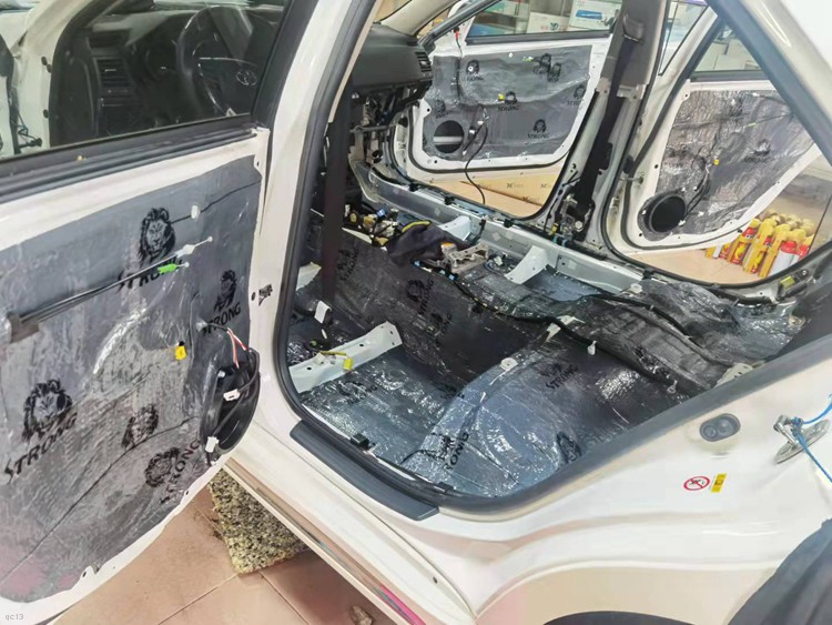 化州丰田锐志做全车隔音,丰田锐志做隔音