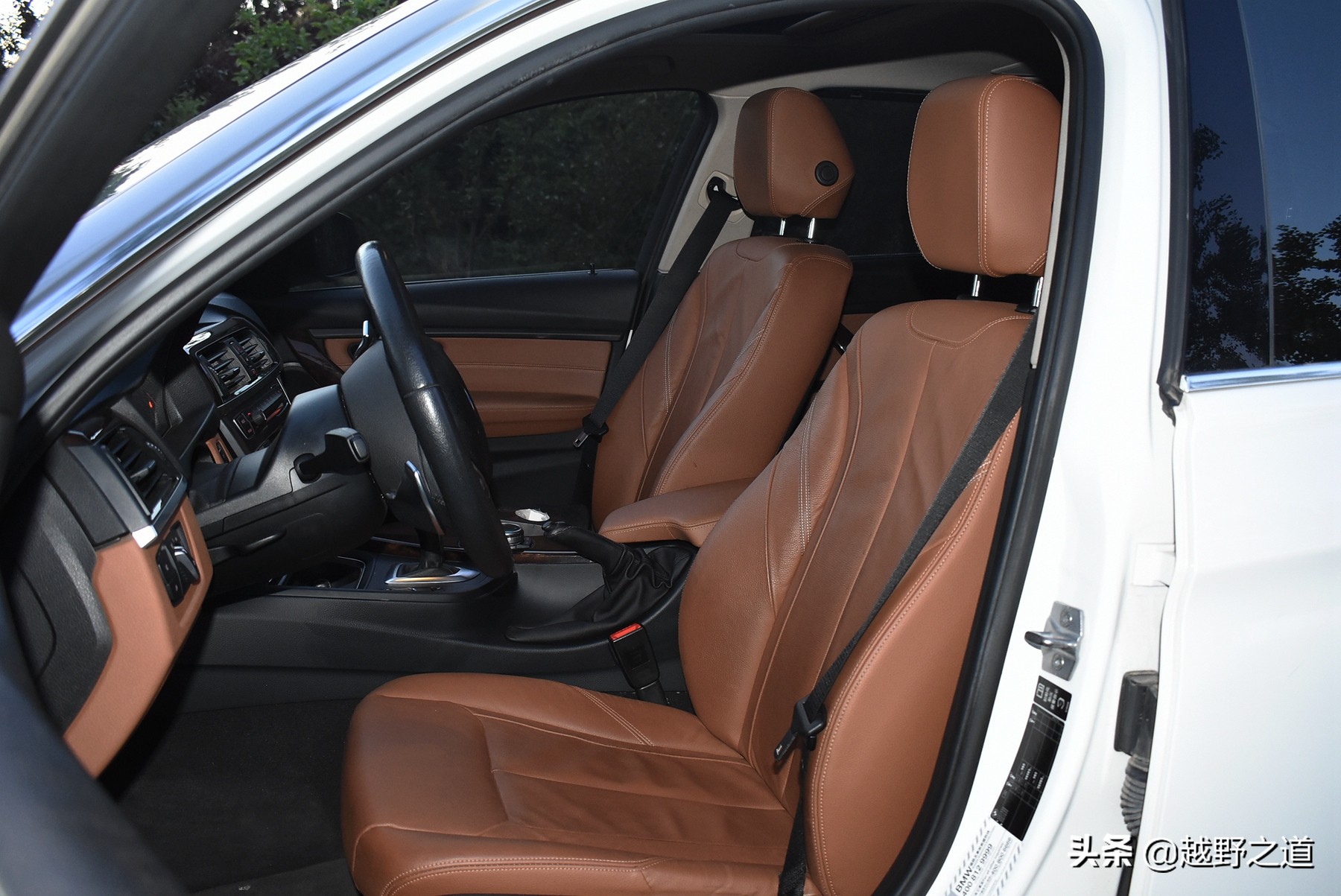 宝马3系加速第一视角,宝马3系亮点介绍话术