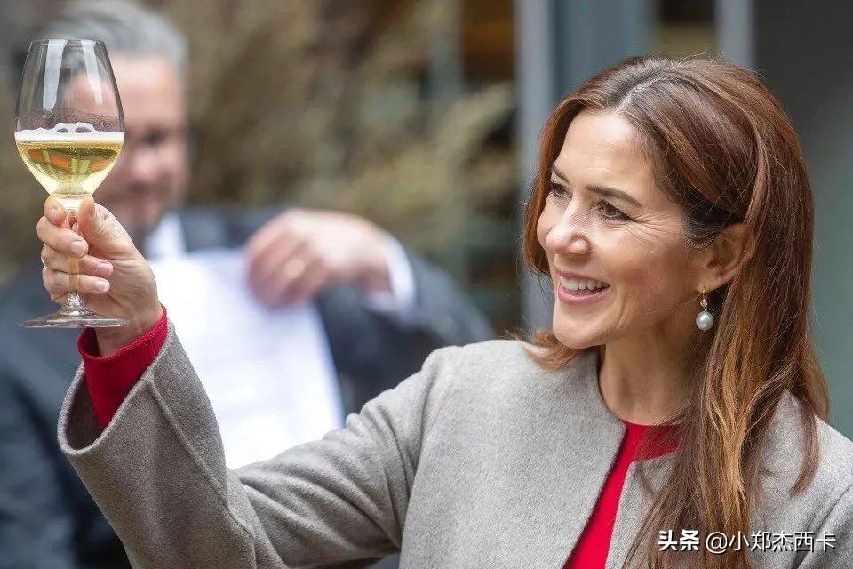 郑秀文2019香港演唱会李嘉欣,香港娱乐圈颜值天花板李嘉欣