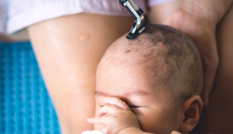 10个月的宝宝剪头发怎么剪,10个月宝宝剪头发