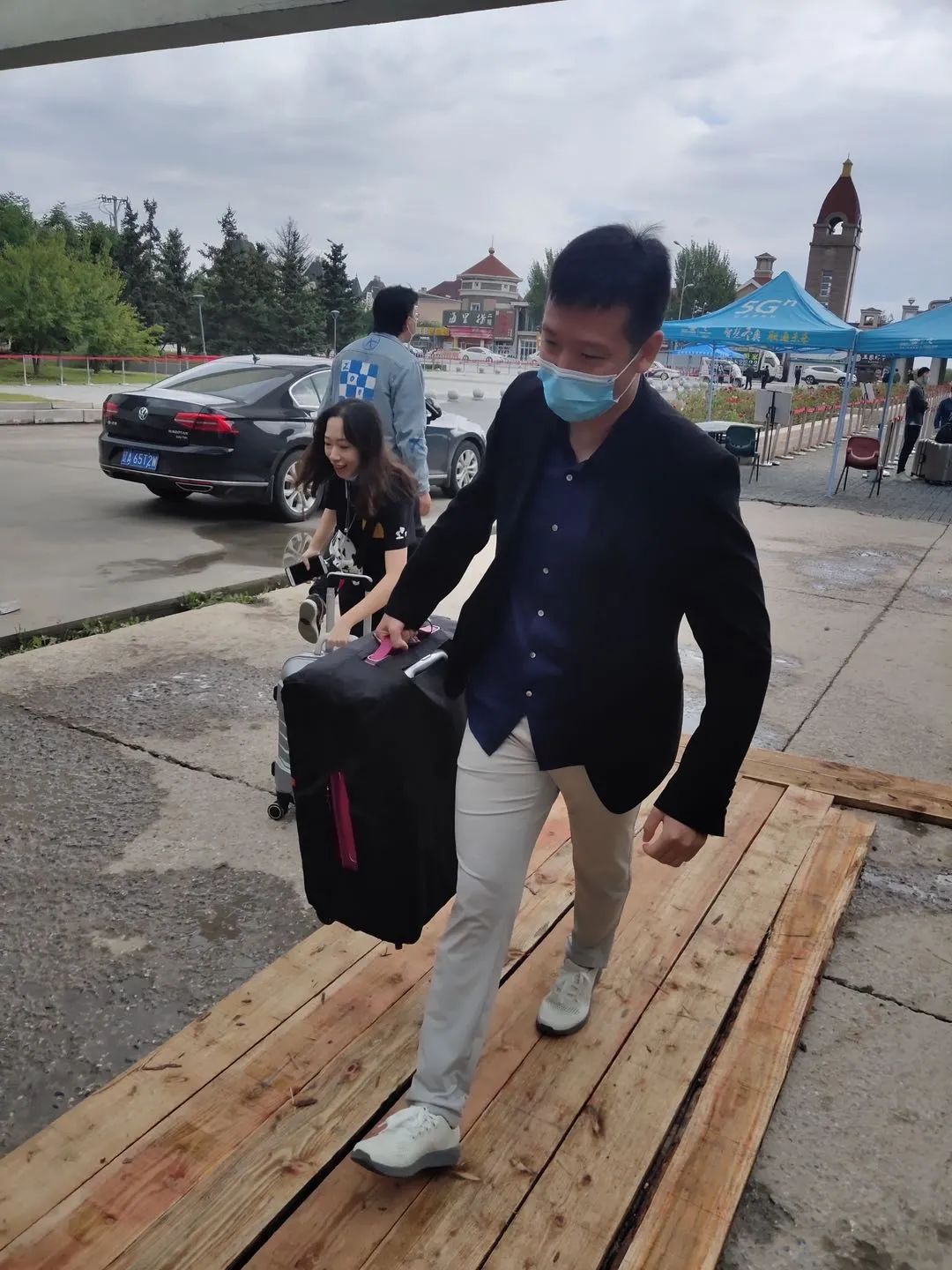 绿岛“背影”|这些瞬间,因为有你而更温暖难忘!