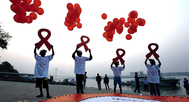 129名疫苗接种者最终患病，美宣告试验失败：艾滋病仍无药可救