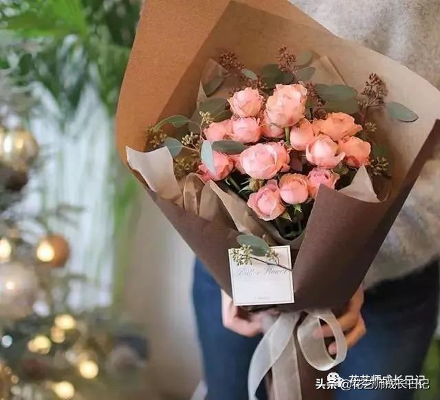 1-999朵玫瑰花分别代表什么花语,1到99朵玫瑰花花语