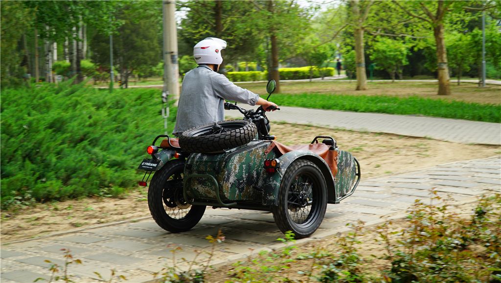 银钢300边三轮复古版缺点,银钢300挎斗三轮摩托车