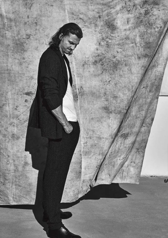 降薪怕极了?发一条推特就能赚回来!揭秘顶级球星的真实收入来源