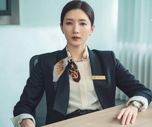 王漫妮工资多少钱一个月,王漫妮的工资