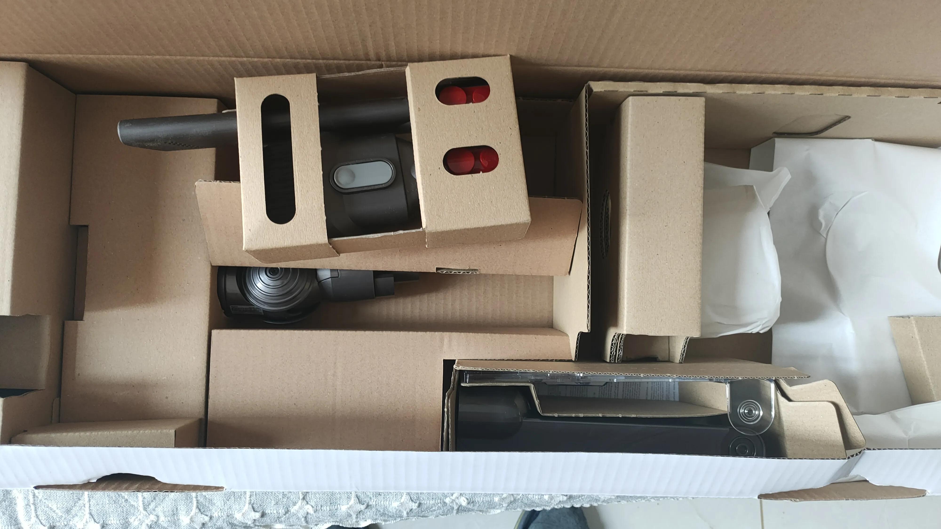 戴森v10开箱视频,双11戴森全年最强折扣来咯