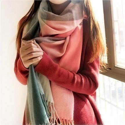 蔻驰羊毛围巾水洗缩水变硬,羊绒围巾缩水怎么恢复妙招