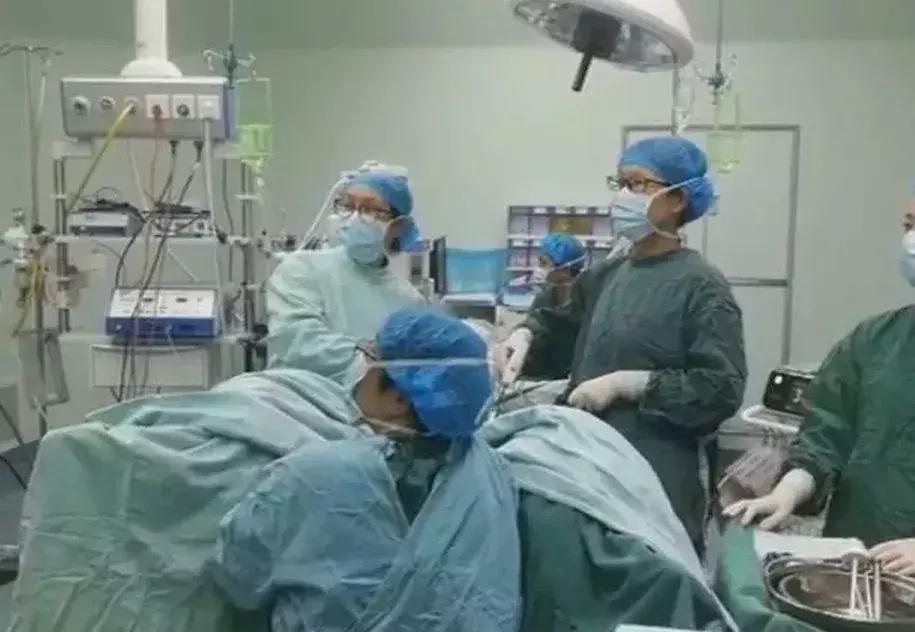 女子怀孕3个月，子宫却是空的！连见多识广的医生都吓坏了！