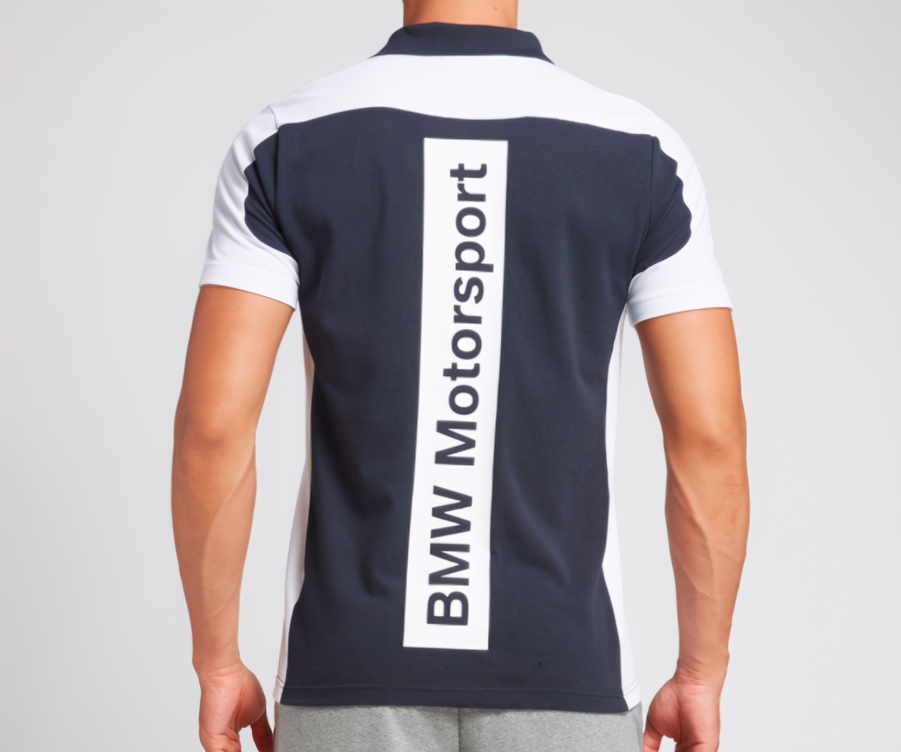 车企不止是车企:宝马做时装,价格很宝马