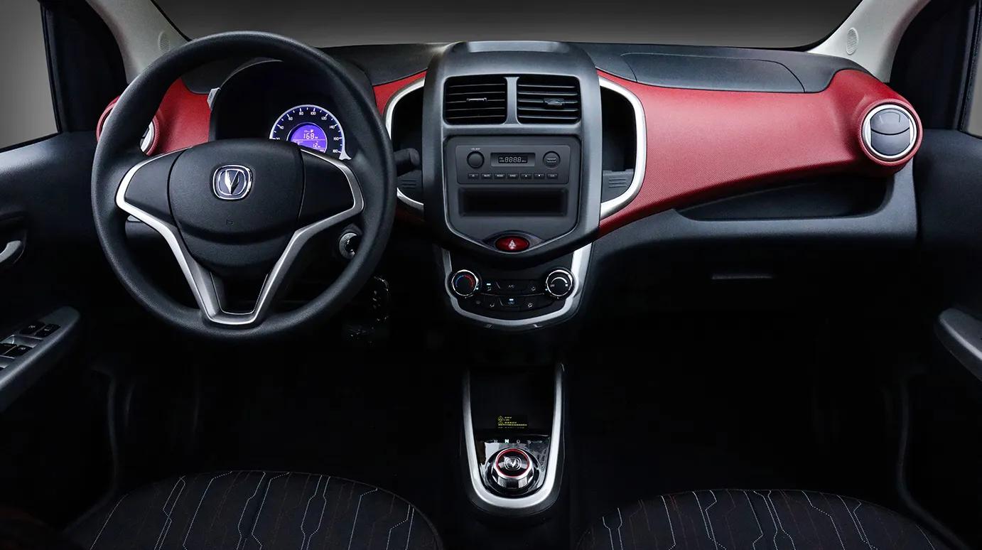 五菱宏光miniev与奔奔estar比较,五菱宏光mini长安奔奔ev哪个好