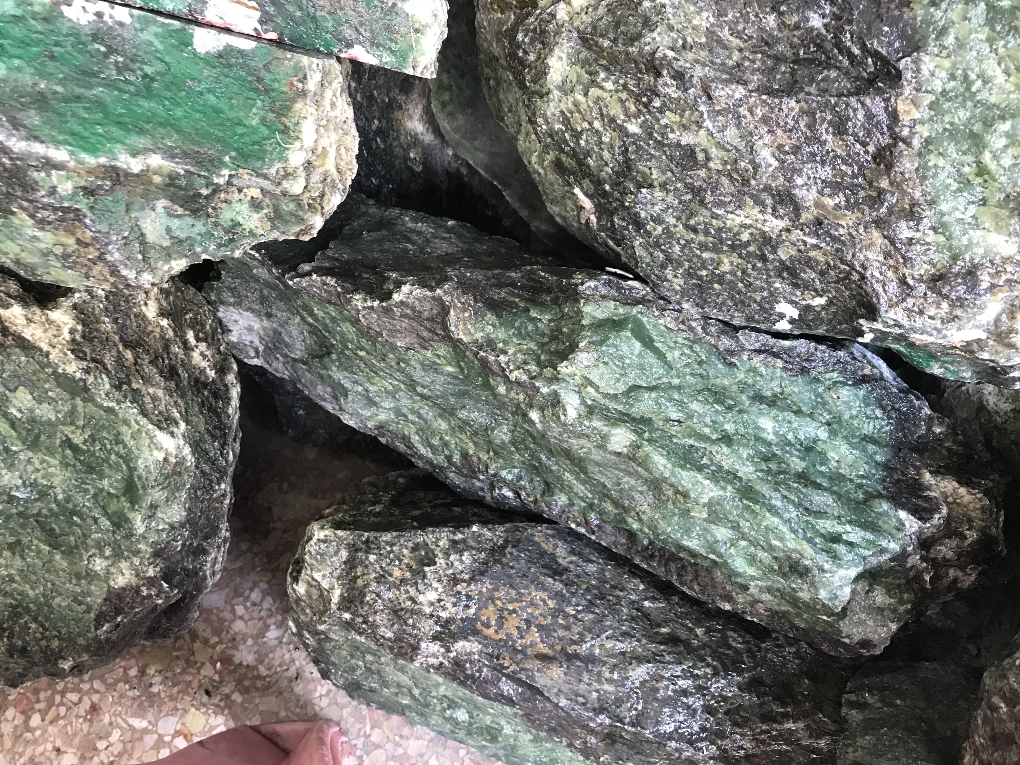 阿富汗碧玉有收藏价值吗,阿富汗碧玉俄料碧玉