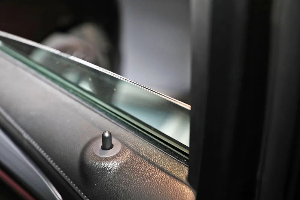 2022款别克gl8艾维亚礼贤版,别克2022款gl8艾维亚四座试驾