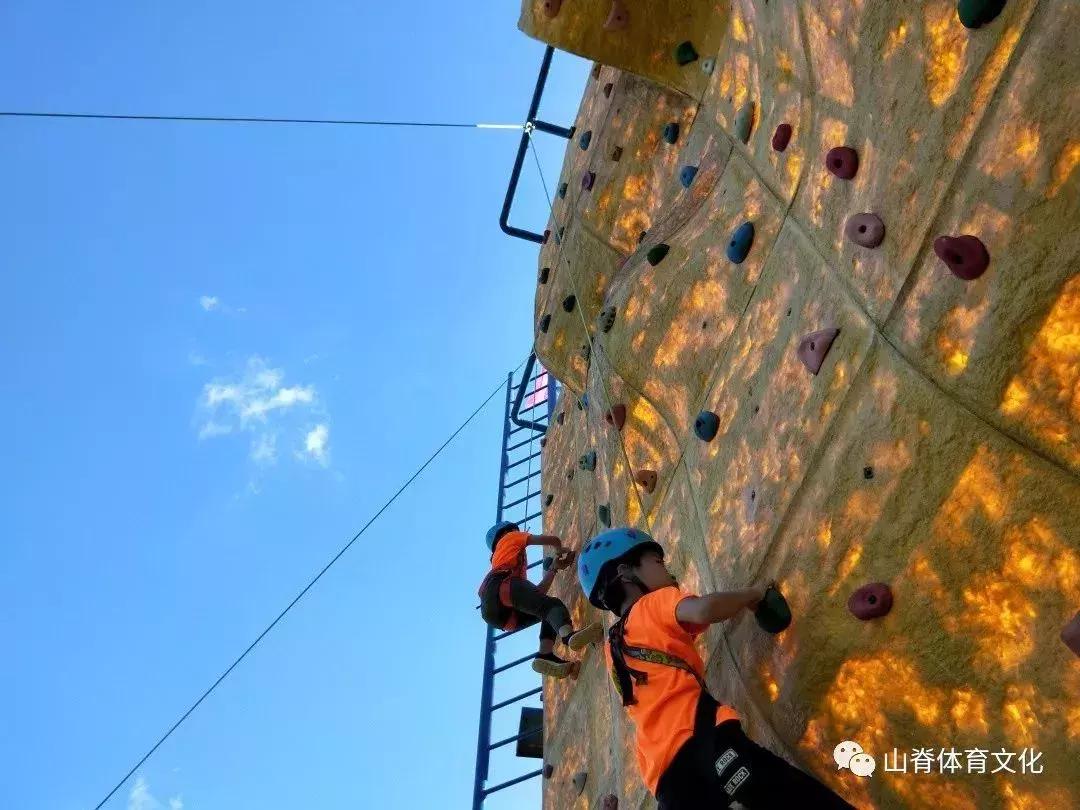 去长白山滑雪,去长白山还是去哈尔滨好