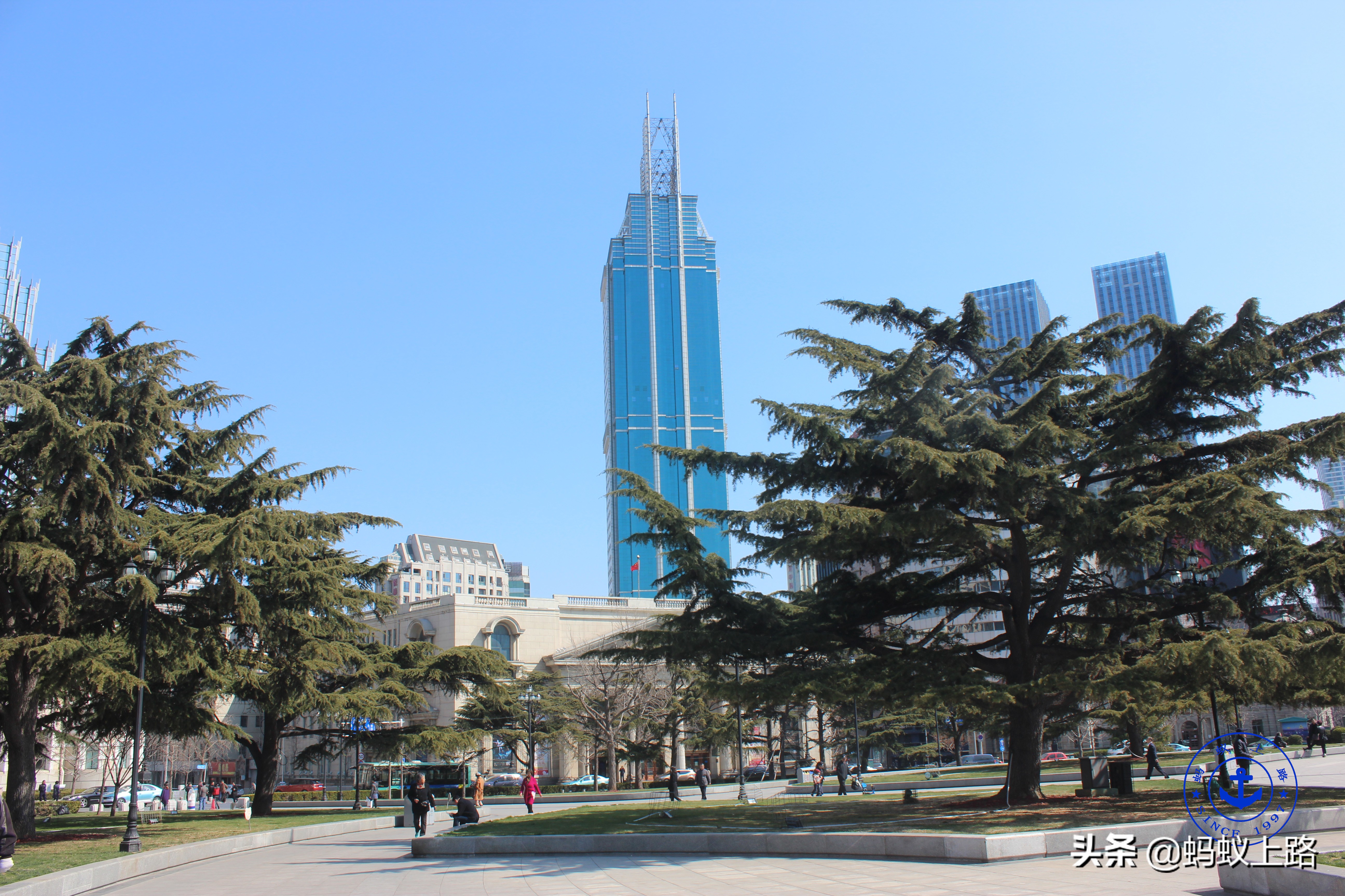 大连中山区中央广场,大连市中山广场简介