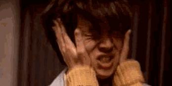 全智贤千颂伊初恋的照片,全智贤和千颂伊撒娇