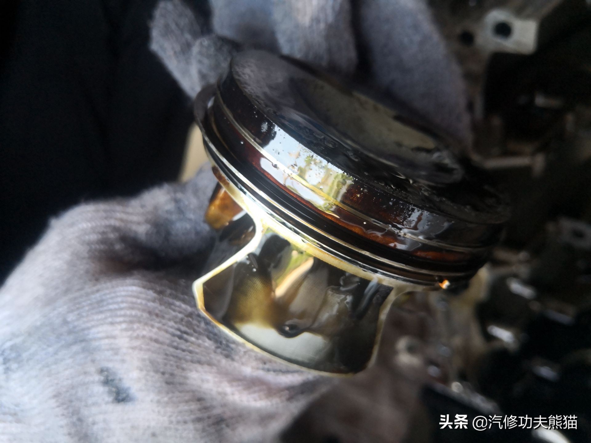 百年大众汽车品牌毁于烧机油？烧机油并非绝症，看看这台进口夏朗