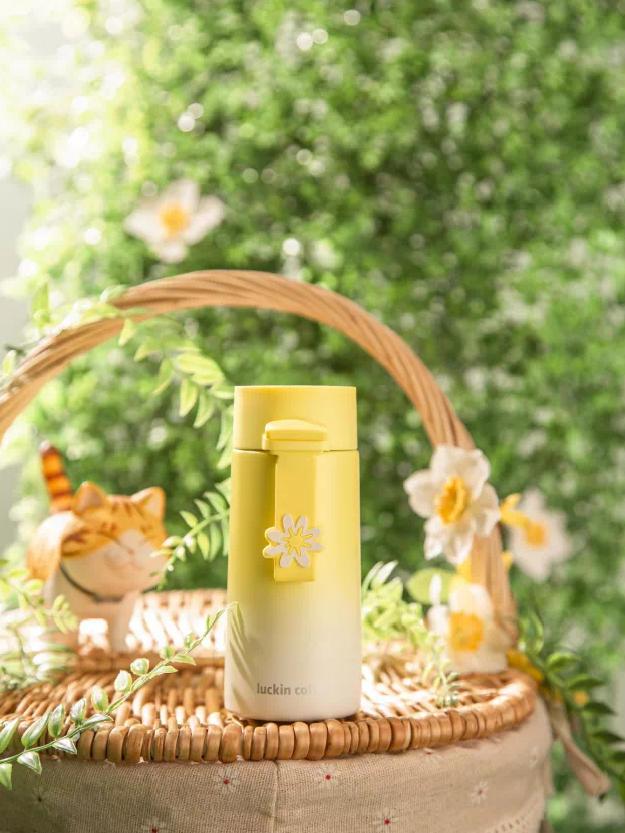 瑞幸为什么都叫瑞幸咖啡呢,瑞幸卖的都是咖啡吗