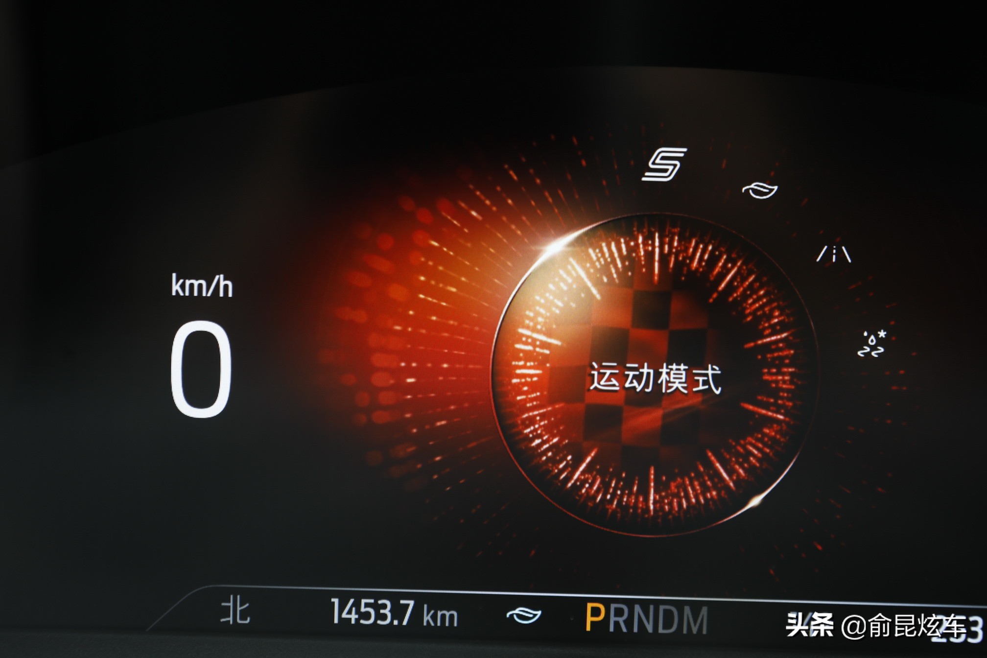 全新大七座suv福特探险者,帅气十足的性能轿跑suv