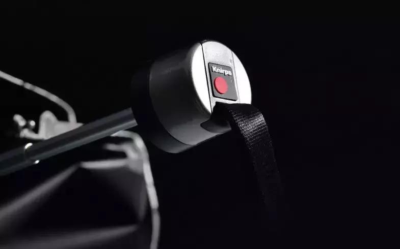 劳斯莱斯一把伞10万元,劳斯莱斯十万元的伞