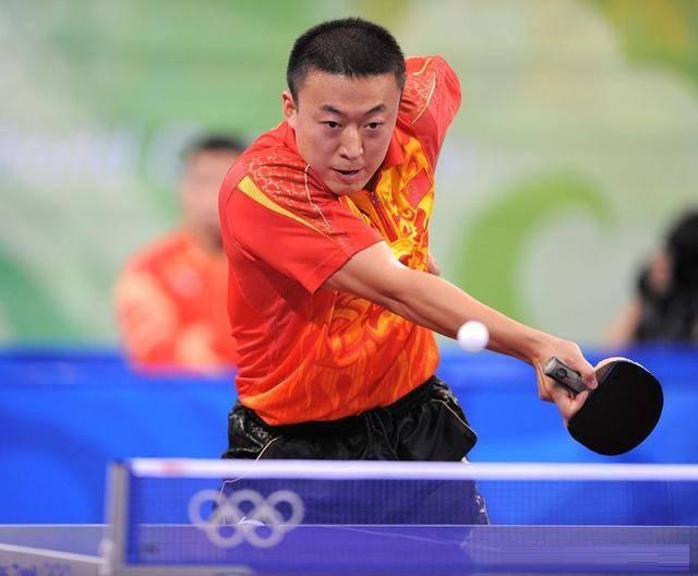 直拍横打兼顾推挡最好的底板,乒乓球直拍反手横打怎样推挡