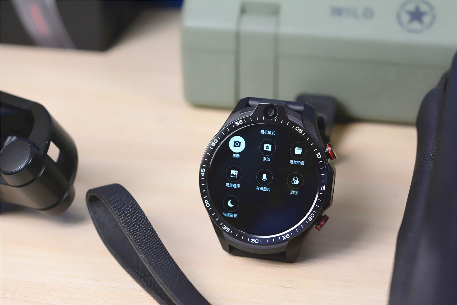 jeep新款智能手表jpsw011black,jeep智能手表高配版有啥区别