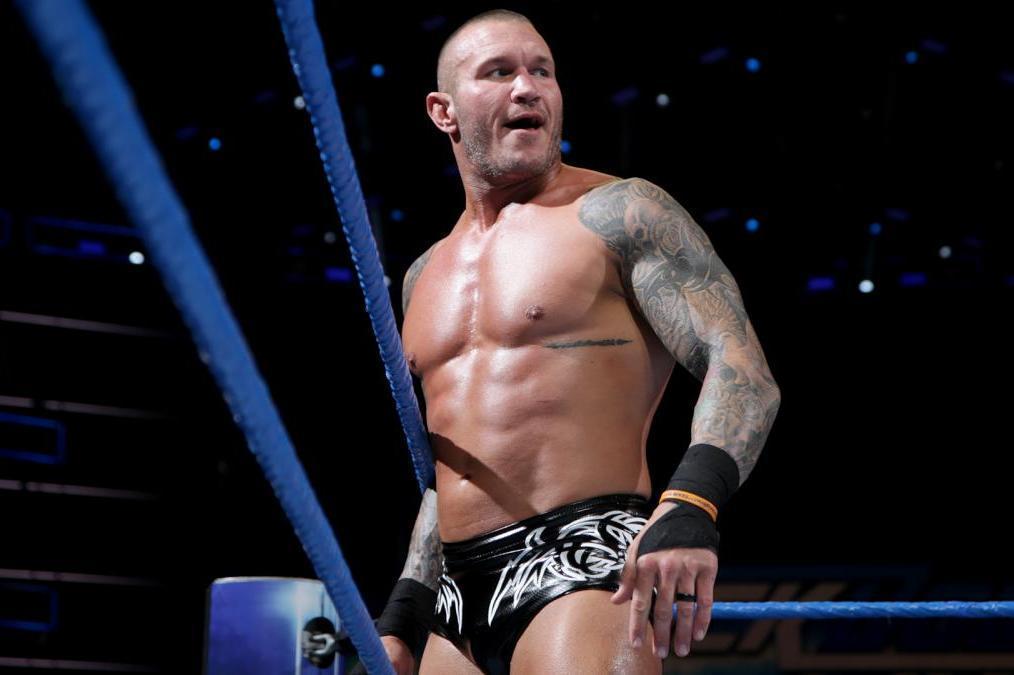 组团*药嗑**、一脚踹飞*旗国**，这些WWE选手让老麦不得不把他们禁赛